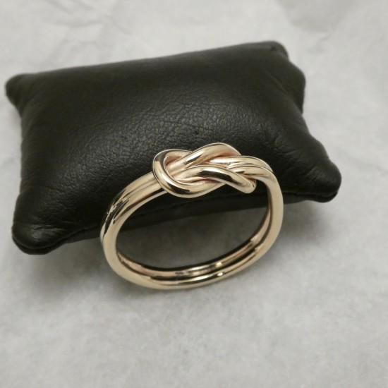 simplest-knot-ring-9ctgold-00636.jpg