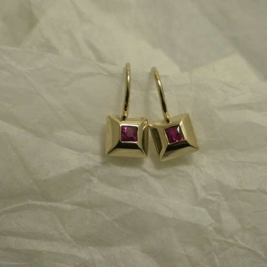 26ct-ruby-princess-9ctgold-earrings-60510.jpg