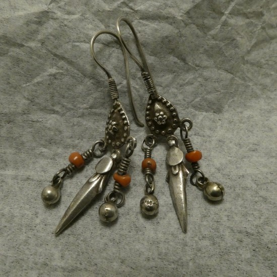 afghani-coral-old-tribal-silver-earrings-00724.jpg