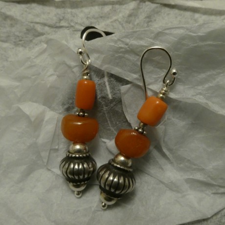 tribal-butterscotch-amber-corals-silver-earrings-10037.jpg