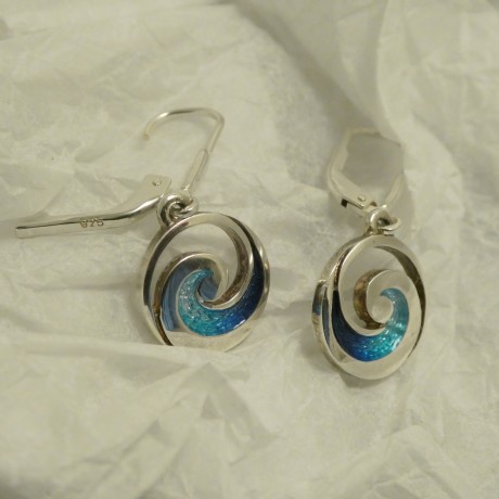 wave-curl-silver-enamel-earrings-70173.jpg
