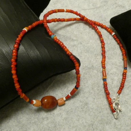 old-burmese-amber-red-karen-glass-necklace-00956.jpg