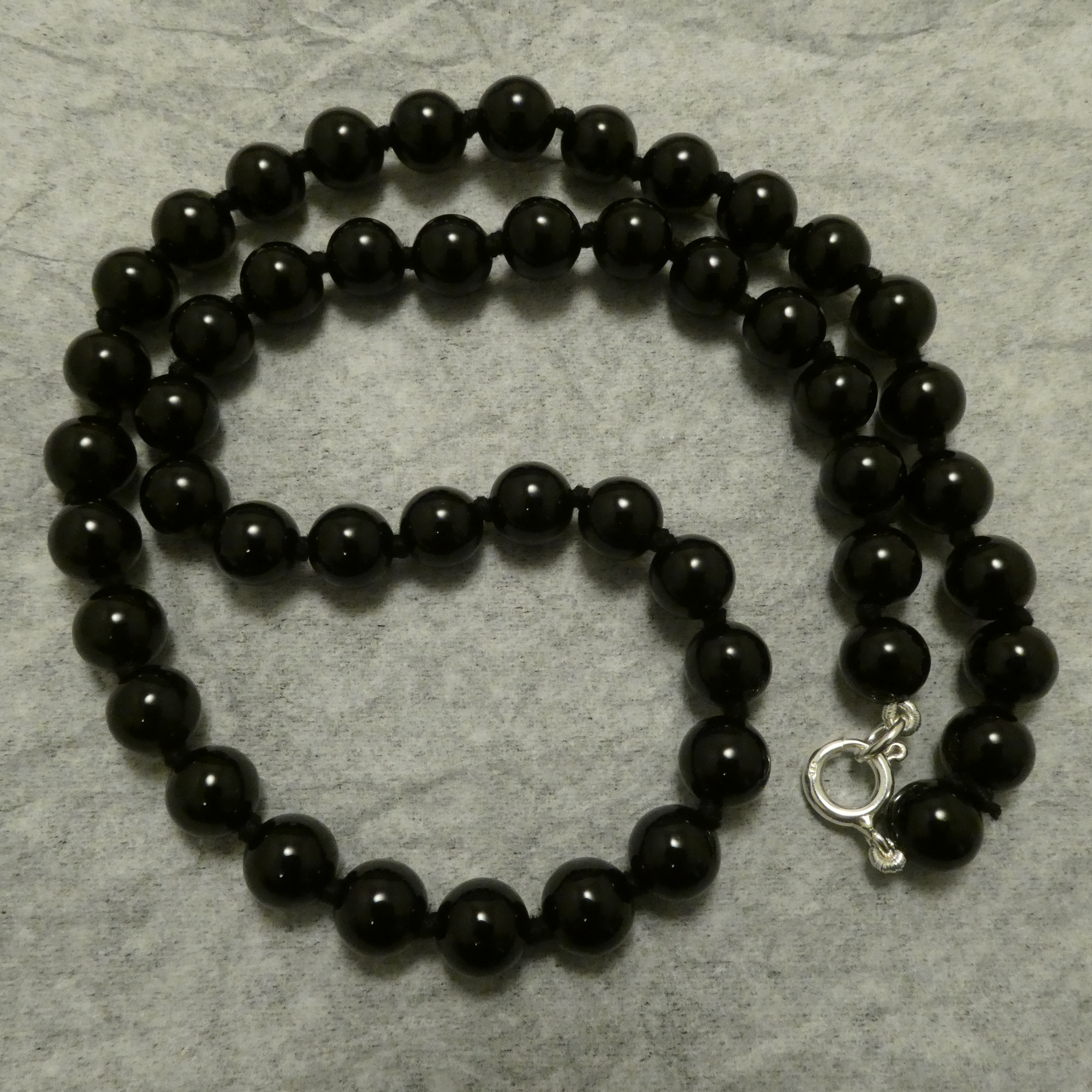 Onyx on sale bead necklace