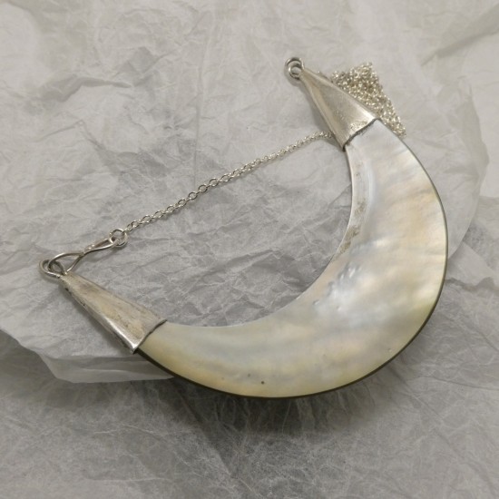 crescent-shell-silver-caps-chain-90283.jpg