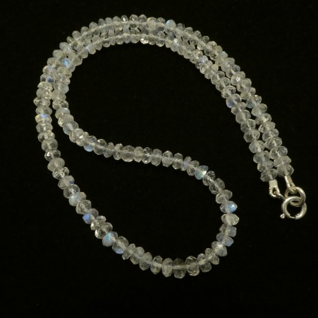 faceblue-ceylon-moonstone-necklace-silver-10185.jpgtted-