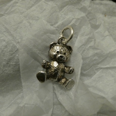 english-teddy-bear-silver-pendant-10436.jpg