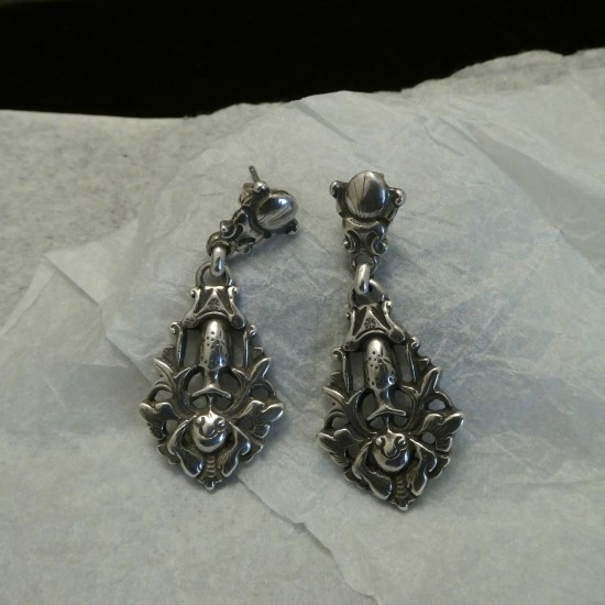 old-shanghai-design-silver-earstud-drops-10415.jpg