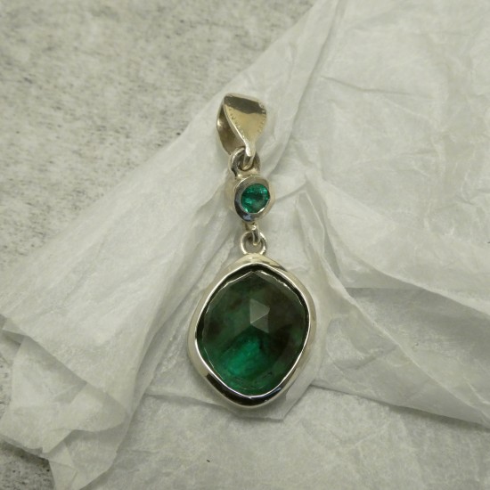 two-natural-emeralds-9ctwhgold-pendant-10686.jpg