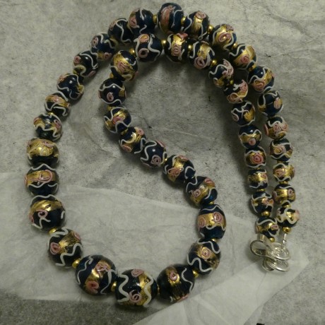 richly-venetian-antique-glass-bead-necklace-10872.jpg