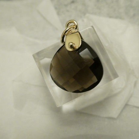 smokey-quartz-facetted-teardrop-9ctgold-pendant-20098.jpg