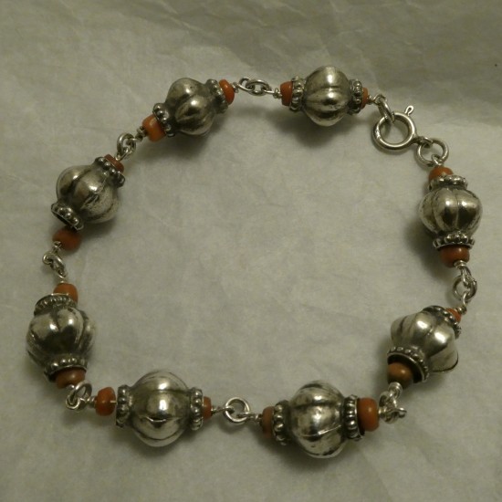 handworked-traditional-silver-coral-bracelet-60470.jpg