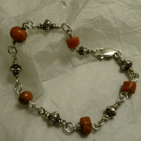 old-native-cut-coral-silver-bracelet-50547.jpg