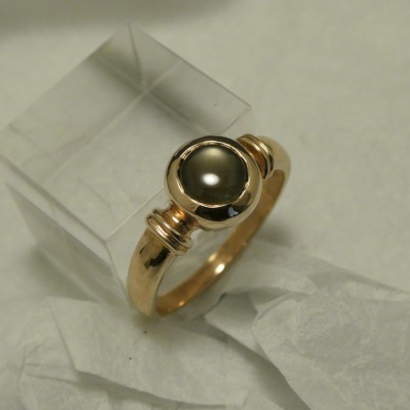 6mm-round-black-sapphire-9ctrose-gold-ring-20622.jpg