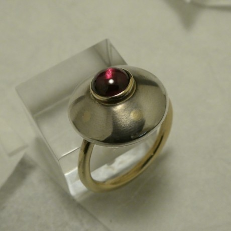 gold-silver-garnet-contempoary ring-20633.jpg