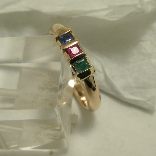 emerald-ruby-sapphire-9ctrose-gold-ring-20853.jpg-