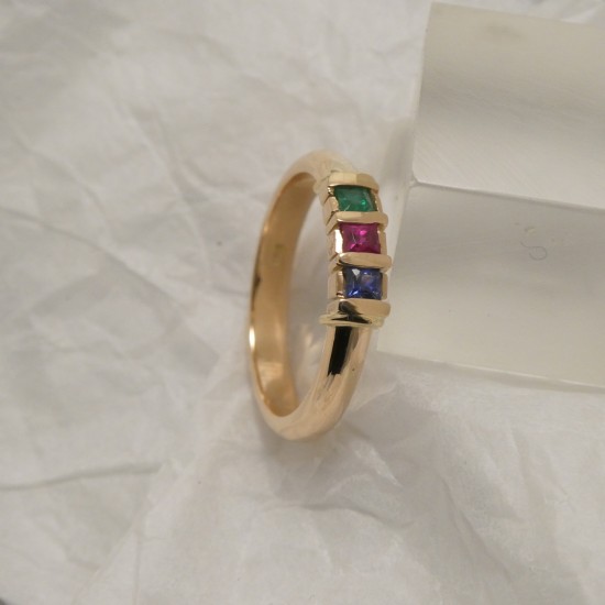 gemstones-precious-9ctrose-gold-ring-90584.jpg