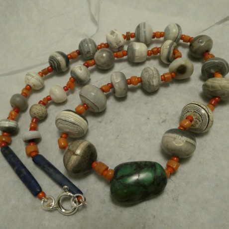 green-tibetan-turquoise-excavated-beads-209812.jpg