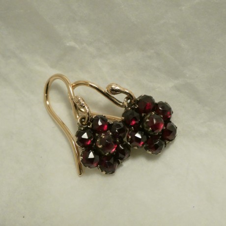antique-bohemian-garnets-rosegold-earrings-30209.jpg