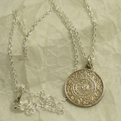 aztec-sun-silver-pendant-chain-50527.jpg