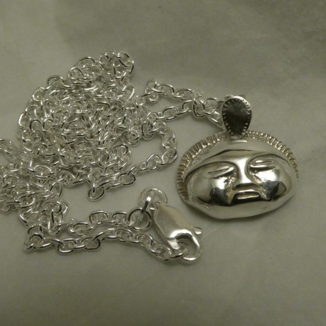 west-african-mask-silver-chain-30049.jpg