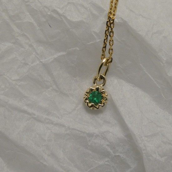 emerald-agrade-neat-pctgold-pendant-90727.jpg