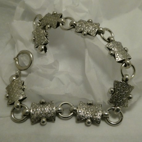 1880s-silver-link-bracelet-english-30418.jpg