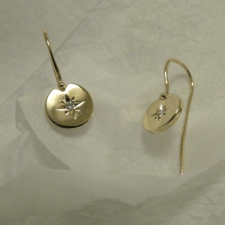 elegant-useful-9ctgold-diamond-earrings-30676.jpg