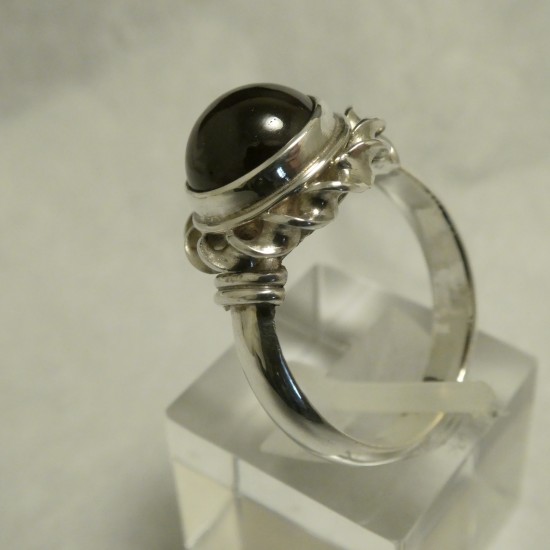 intricately-handworked-silver-ring-garnet-cab-40165.jpg