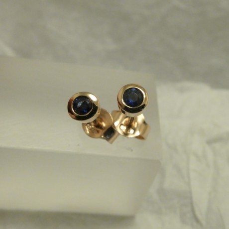 bright-.21ct-cey-sapphires-rosegold-earstuds-30902.jpg