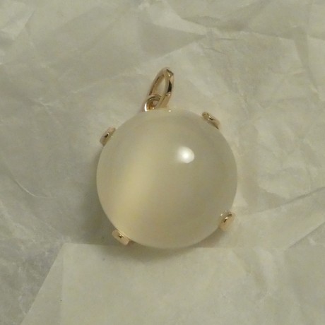 4-claw-rose-gold-pendant-moonstone-50130.jpg