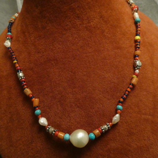 pearl-centre-necklace-rare-beads-50048.jpg