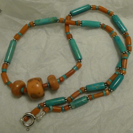 three-corals-centre-turquoise-necklace-50033.jpg