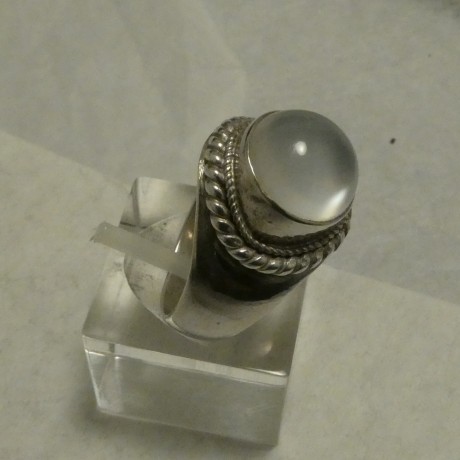 10mm-moonstone-cabochon-silver-ring-50168.jpg