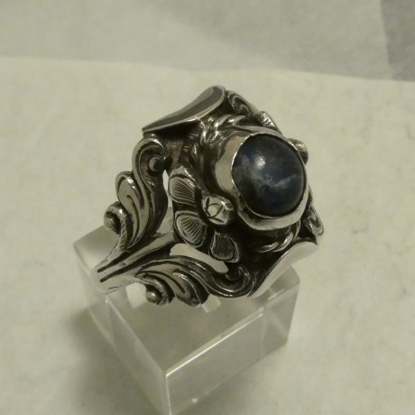nepali-silver-saddle-ring-lapis-lazuli-50183.jpg