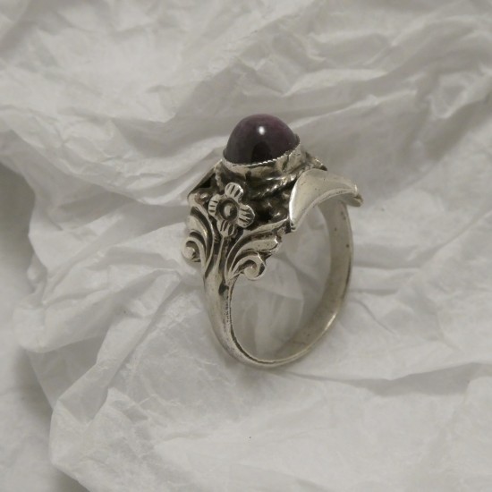 nepali-silver-saddle-ring-ruby-80838.jpg