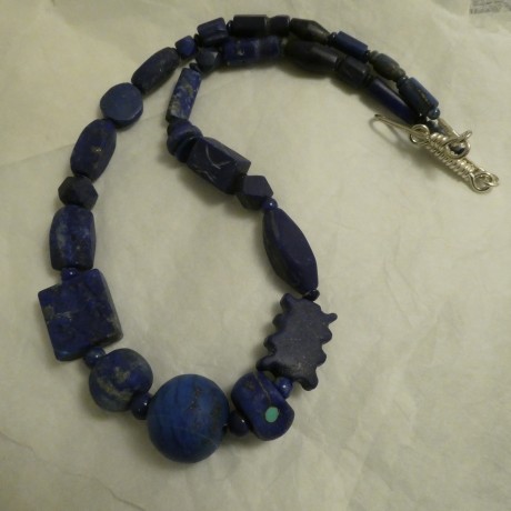 handcut-afghani-lapis-lazuli-necklace-50686.jpg
