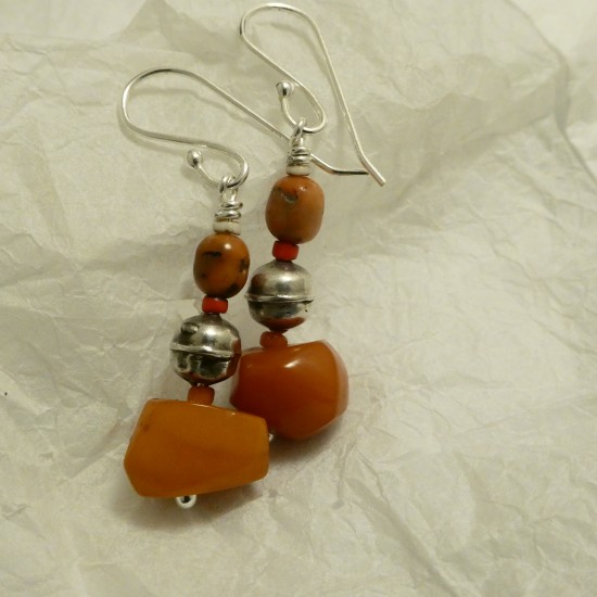 amber-butterscotch-chunks-coral-silver-erings-50524.jpg