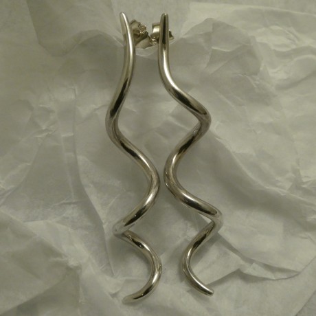 shapely-silver-twist-earstuds-50956.jpg