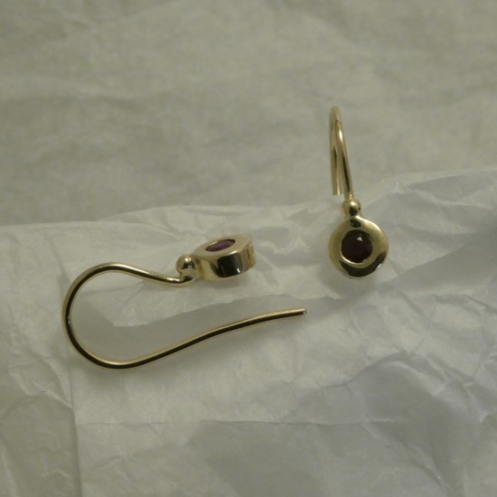 ruby-21ct-burmese-9ctgold-fixedhook-60354.jpg