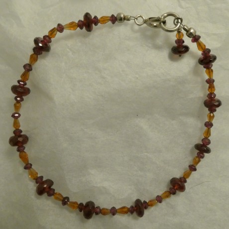 garnet-types-bead-bracelet-60466.jpg