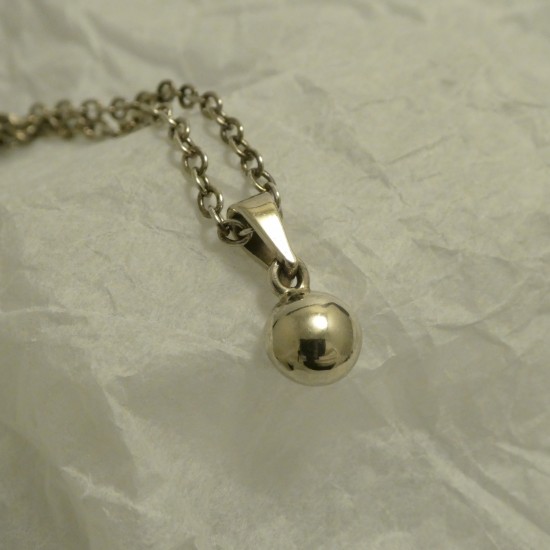 white-gold-ball-pendant-solid-9ctgold-60419.jpg