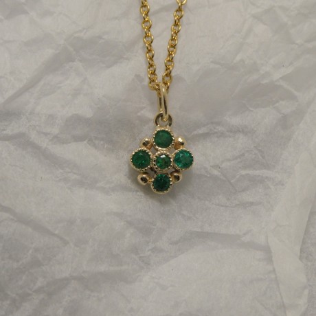 five-emeralds-bright-9ctgold-pendant-90677.jpg