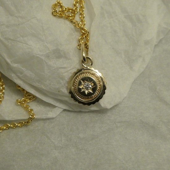 neat-9ctgold-pendant-diamond-70295.jpg