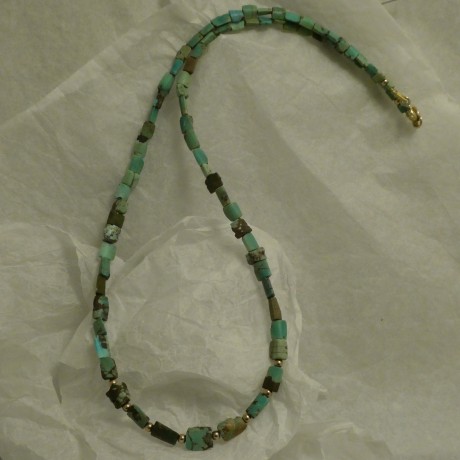 ancient-cut-turquoise-necklace-gold-70373.jpg