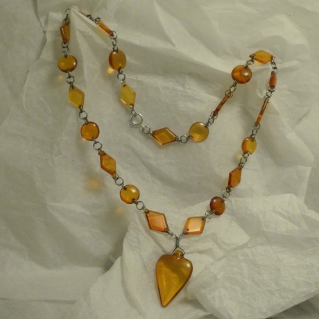 english-baltic-amber-necklace-1910s-70379.jpg