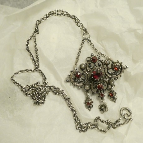 seven-bohemian-garnets-antique-silver-70417.jpg