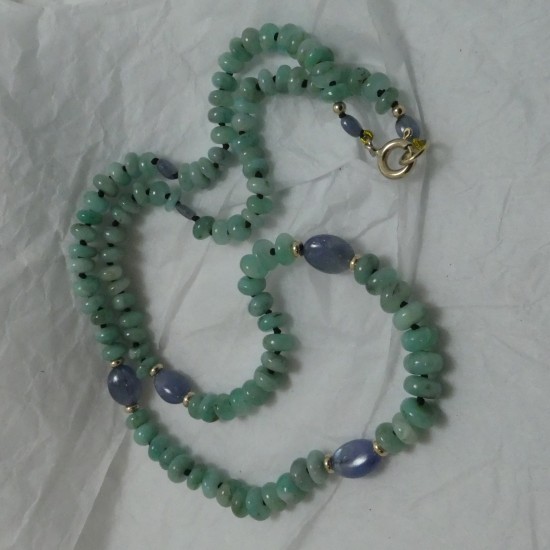 emerald-native-cut-sapphires-80093.jpg