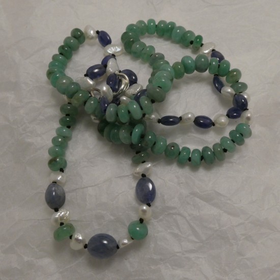 emerald-native-cut-sapphires-pearls-90763.jpg