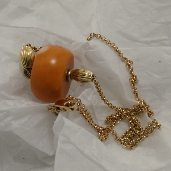 large-coral-bead-gold-necklace-80113.jpg