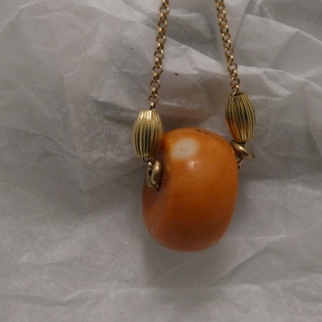large-coral-bead-gold-necklace-80118.jpg